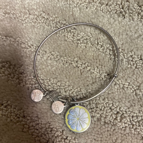 Alex and Ani lemon energetic confident bright bracelet - Picture 1 of 2